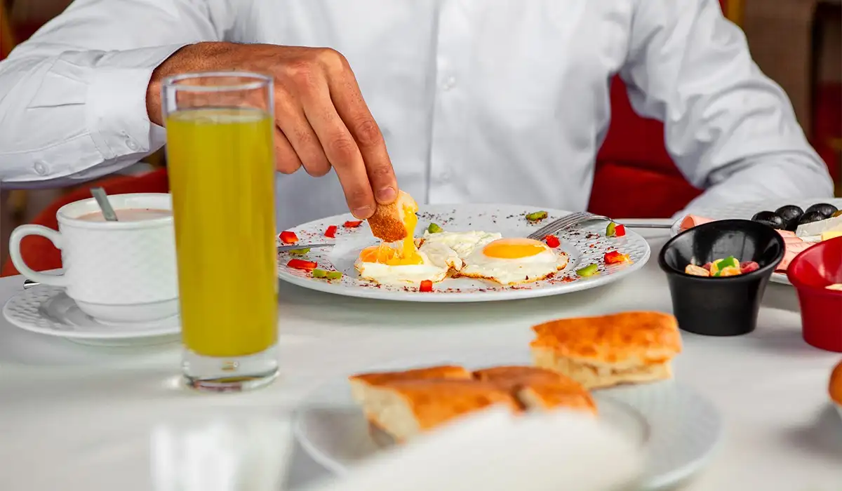 8 Best Breakfast Restaurants in Dubai to Start Your Day Right